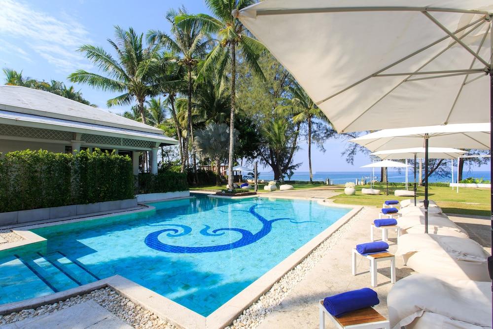 The Anda Mani Khaolak Beachfront Villas Khao Lak Exterior photo