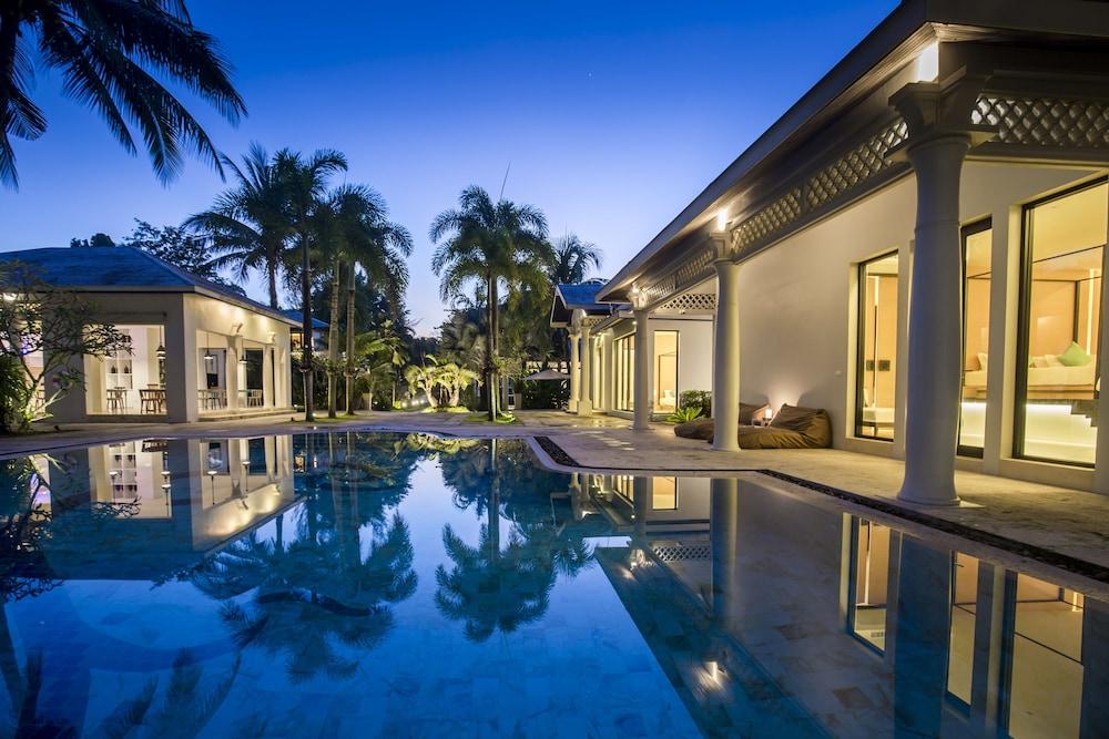 The Anda Mani Khaolak Beachfront Villas Khao Lak Exterior photo